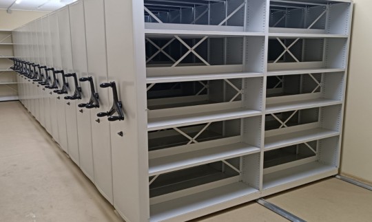 Мобильные стеллажи для медицинской документации