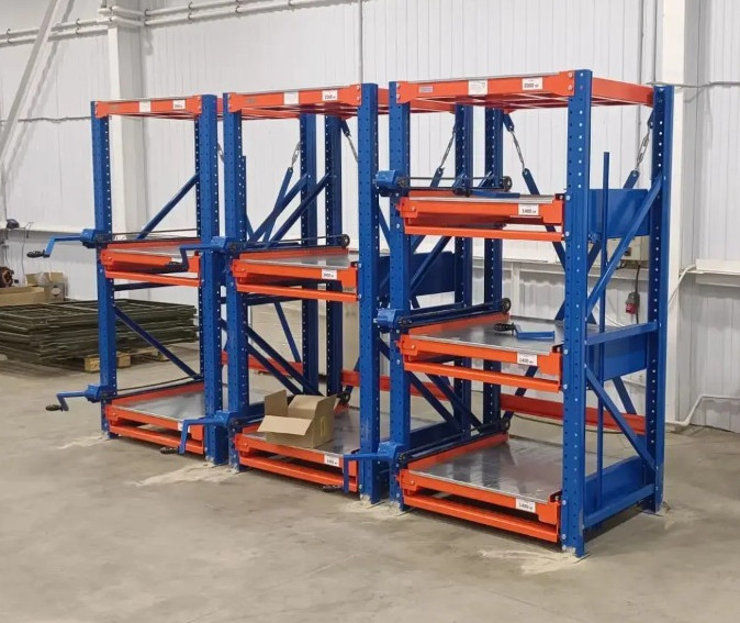 стеллажи с выкатными платформами для цеха